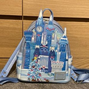 Cinderella Castle Holiday light up Loungefly bag